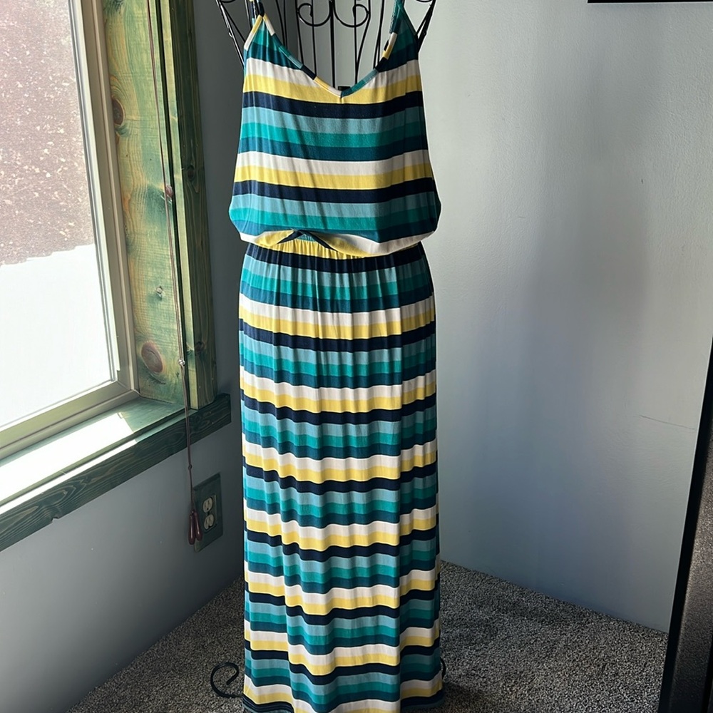 Apricot‎ dress